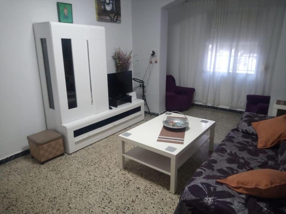 Apartamento Tahalia 3 Habitaciones Уэльва Экстерьер фото