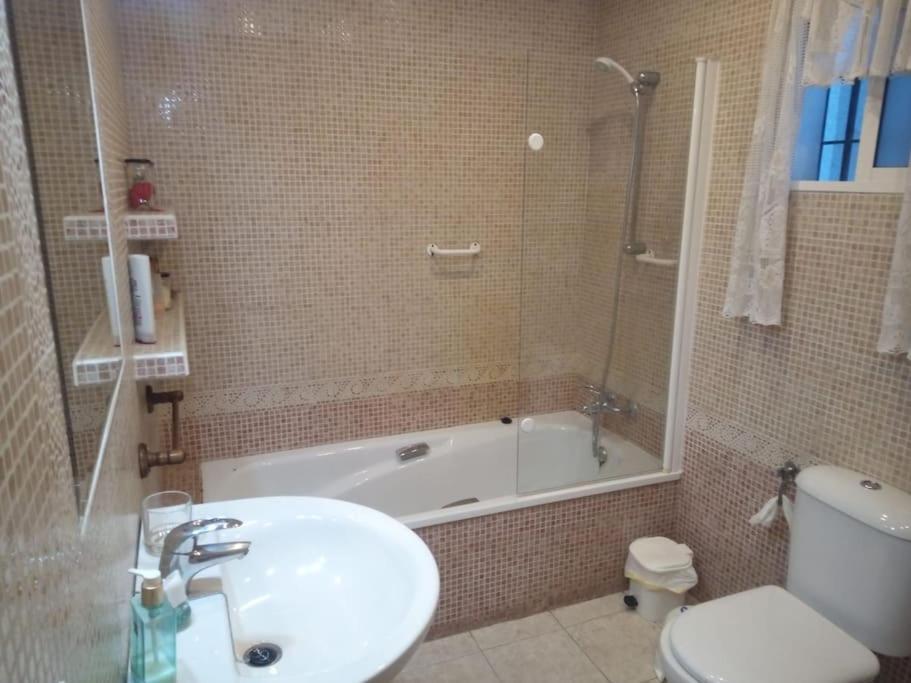 Apartamento Tahalia 3 Habitaciones Уэльва Экстерьер фото